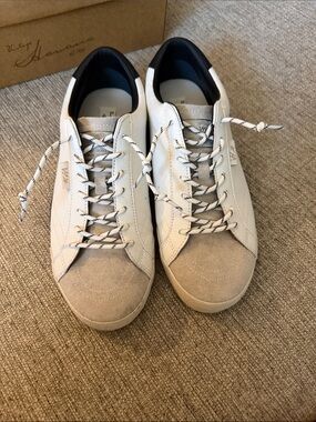 Vintage Havana White and Beige Women's Low-Top Sneakers